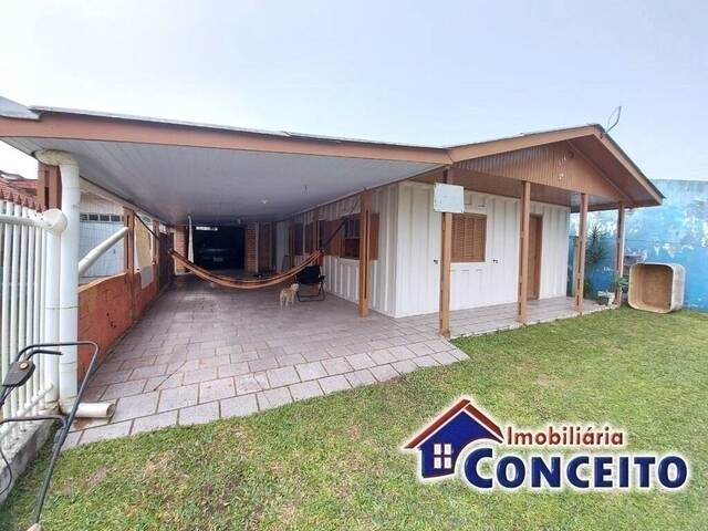 #C136 - Casa para Venda em Imbé - RS - 2