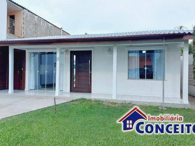 #C182 - Casa para Venda em Imbé - RS - 2