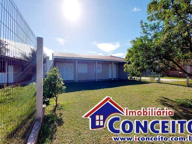 #C132 - Casa para Venda em Imbé - RS - 1