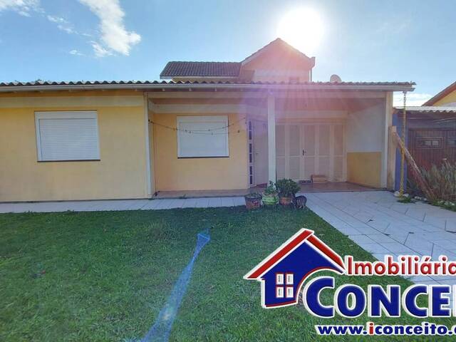 #C674 - Casa para Venda em Imbé - RS - 2