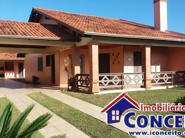 #C1065 - Casa para Venda em Imbé - RS