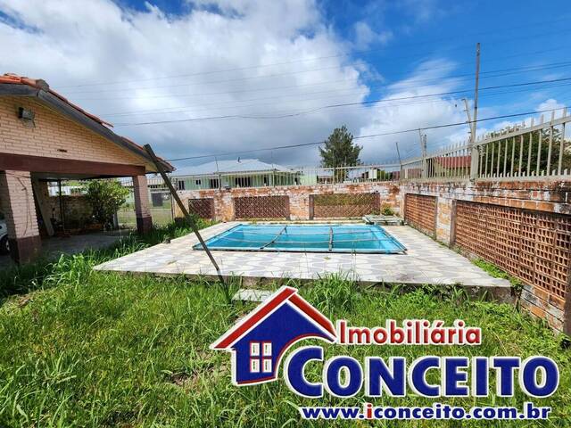 #C822 - Casa para Venda em Imbé - RS - 2
