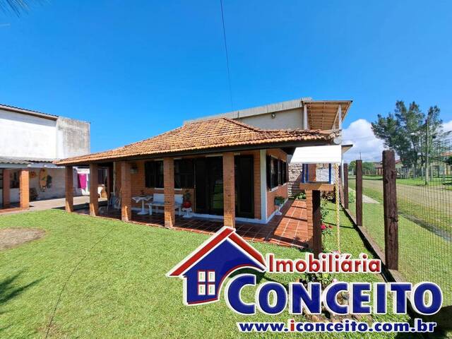 #C867 - Casa para Venda em Imbé - RS - 2