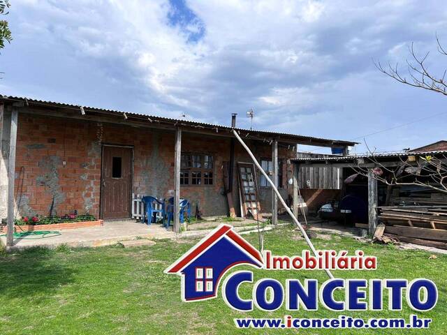 #C226 - Casa para Venda em Imbé - RS - 2