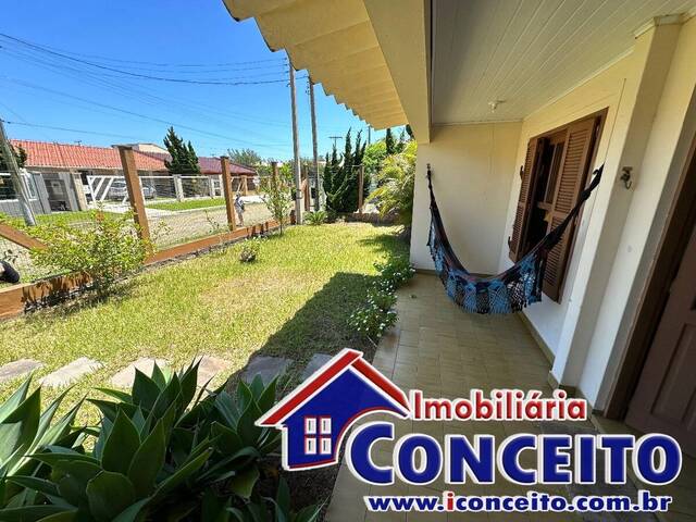 #C332 - Casa para Venda em Imbé - RS - 2