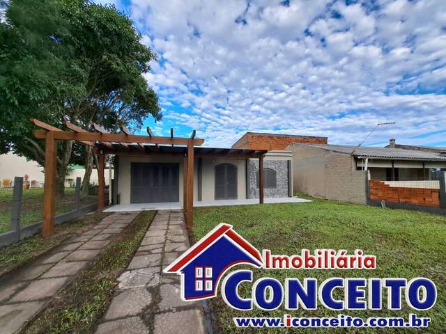 #C228 - Casa para Venda em Imbé - RS - 2