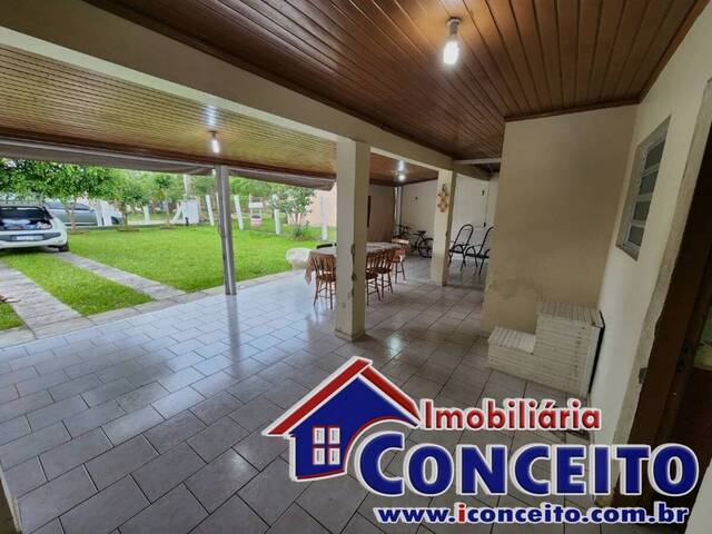 #C138 - Casa para Venda em Imbé - RS - 2