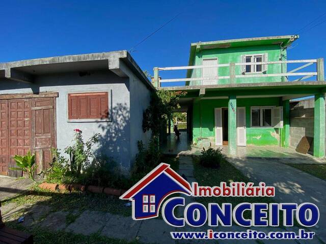#C124 - Casa para Venda em Imbé - RS - 2