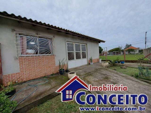 #C302 - Casa para Venda em Imbé - RS - 2