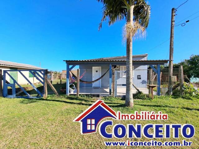 #C317 - Casa para Venda em Imbé - RS - 2