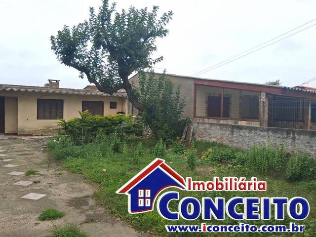 #C258 - Casa para Venda em Imbé - RS - 2