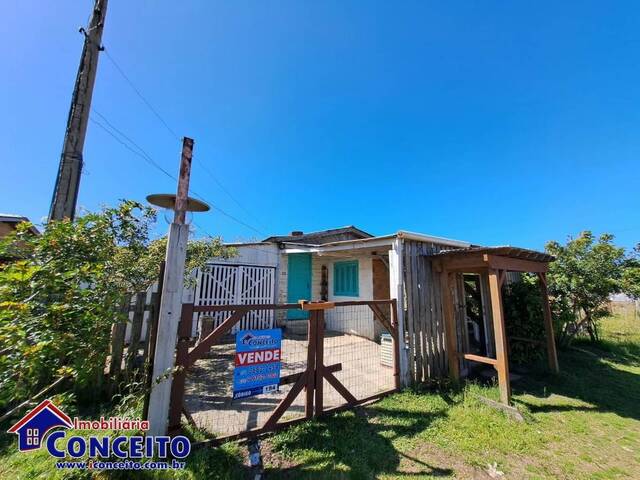 #C607 - Casa para Venda em Imbé - RS - 2