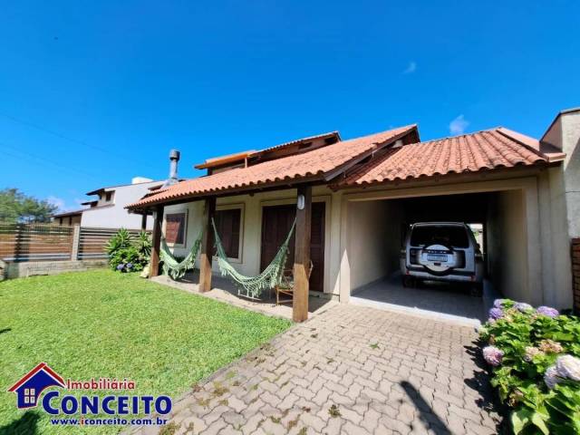 #C1001 - Casa para Venda em Tramandaí - RS - 2