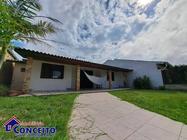 #C561 - Casa para Venda em Imbé - RS - 2