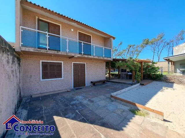 #C621 - Casa para Venda em Imbé - RS - 2