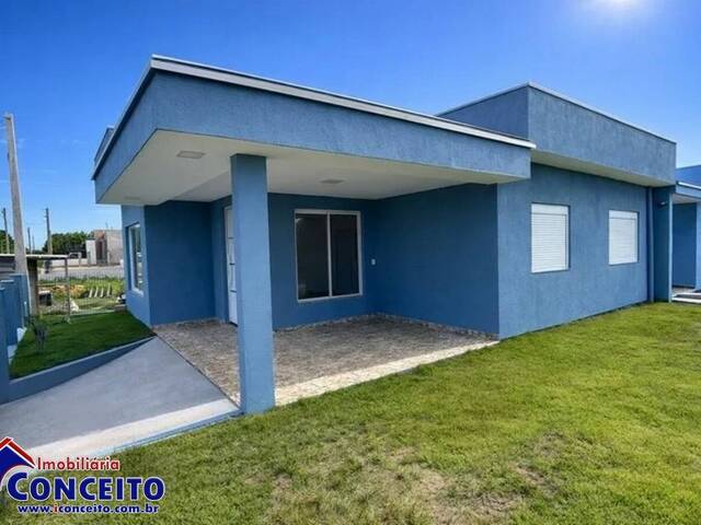 #C174 - Casa para Venda em Imbé - RS - 2