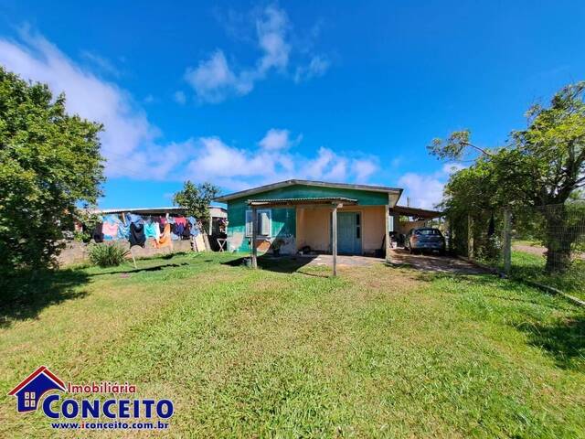 #C688 - Casa para Venda em Imbé - RS - 2