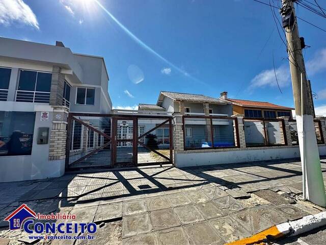 #C1087 - Casa para Venda em Imbé - RS - 2
