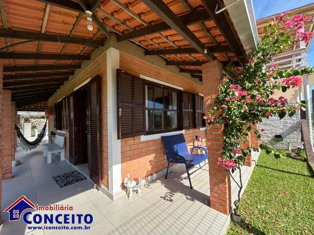 #C867 - Casa para Venda em Imbé - RS - 2