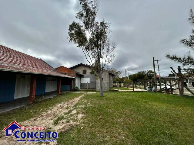 #C562 - Casa para Venda em Imbé - RS - 2