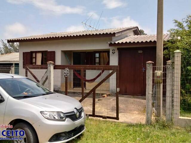 #C1014 - Casa para Venda em Tramandaí - RS - 2